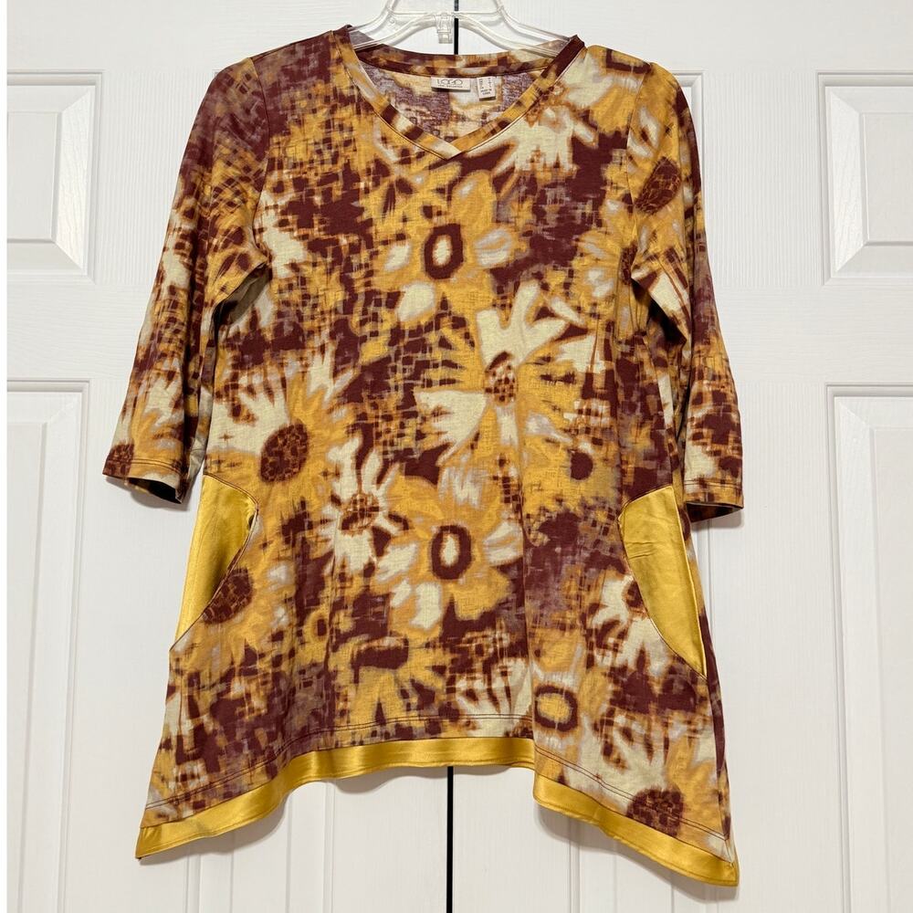 LOGO by Lori Goldstein Floral Printed Knit Top with Asymmetric Hem, Size M